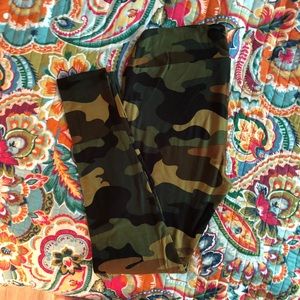 Brand New TC Lularoe Camouflage Leggings